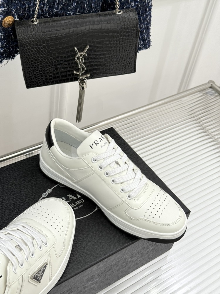 Prada Classic metal triangle logo couple's white shoes for men and women mirror boutique