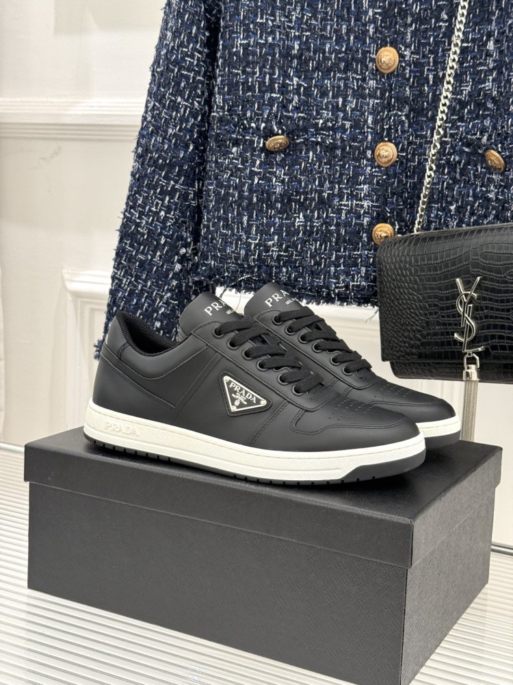 Prada Classic metal triangle logo couple's white shoes for men and women mirror boutique
