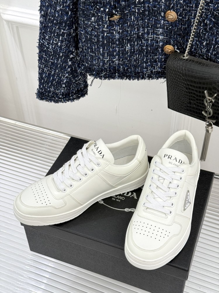Prada Classic metal triangle logo couple's white shoes for men and women mirror boutique
