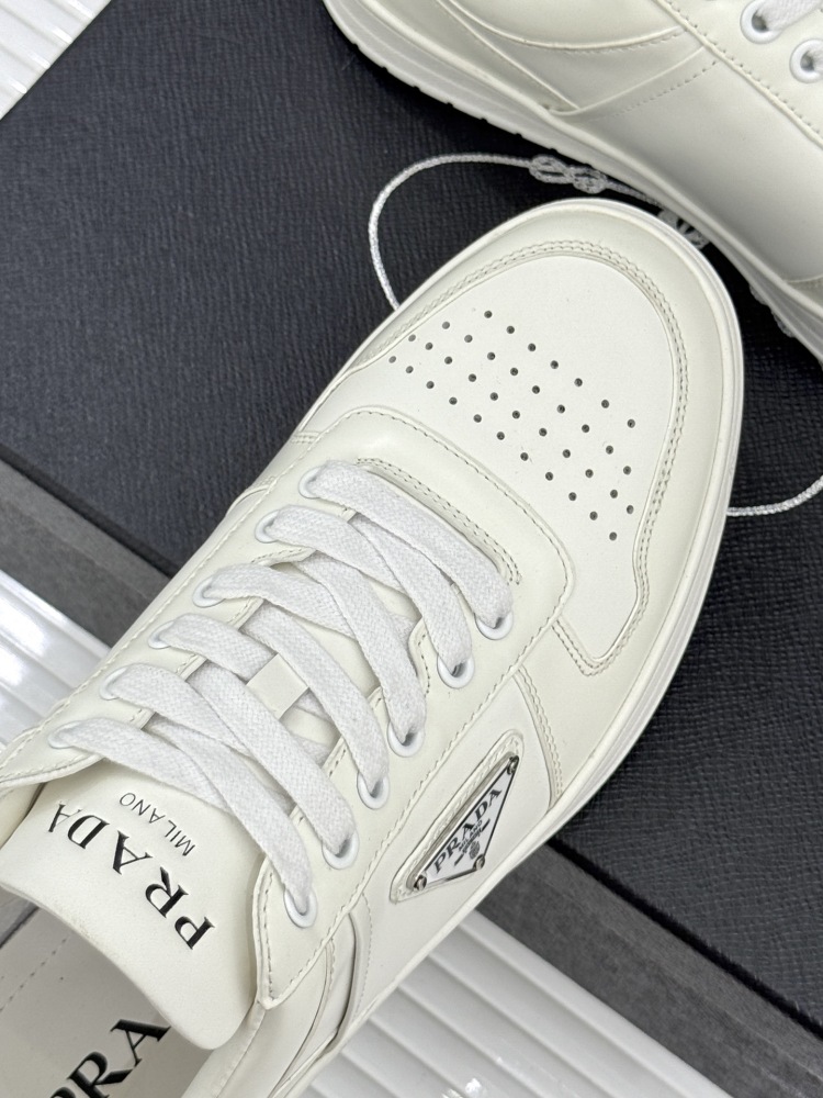 Prada Classic metal triangle logo couple's white shoes for men and women mirror boutique