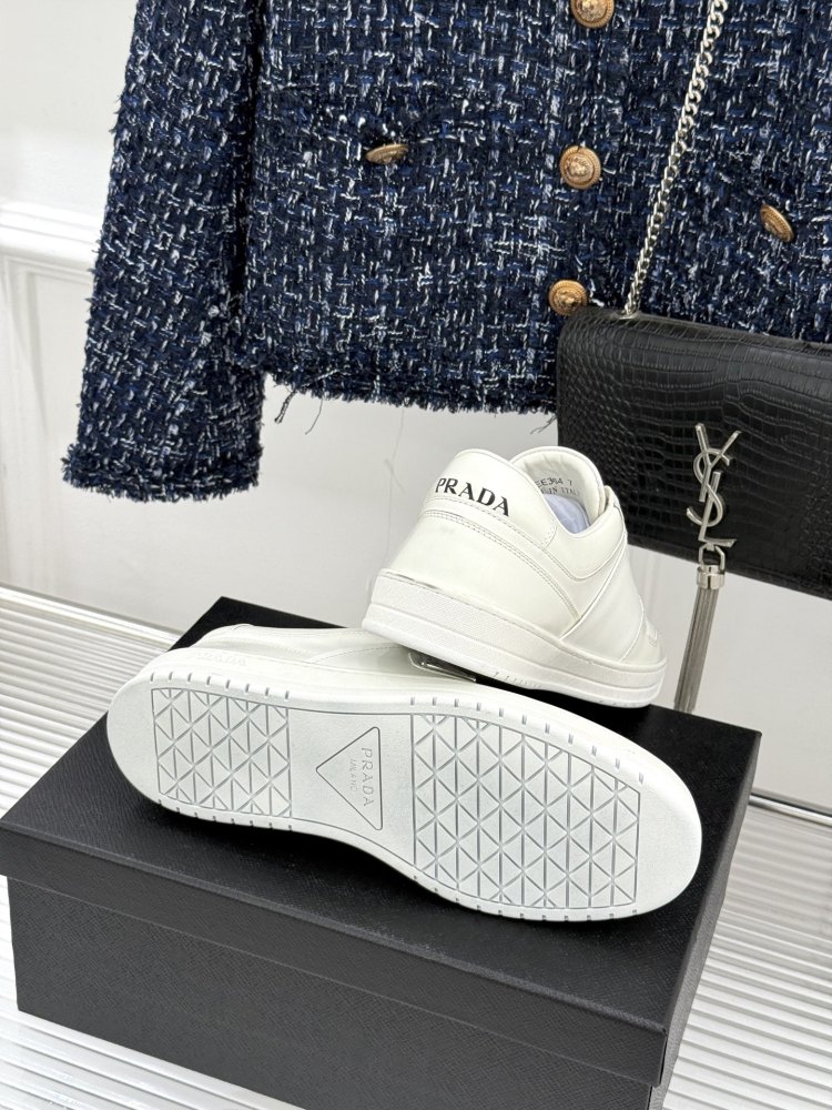 Prada Classic metal triangle logo couple's white shoes for men and women mirror boutique