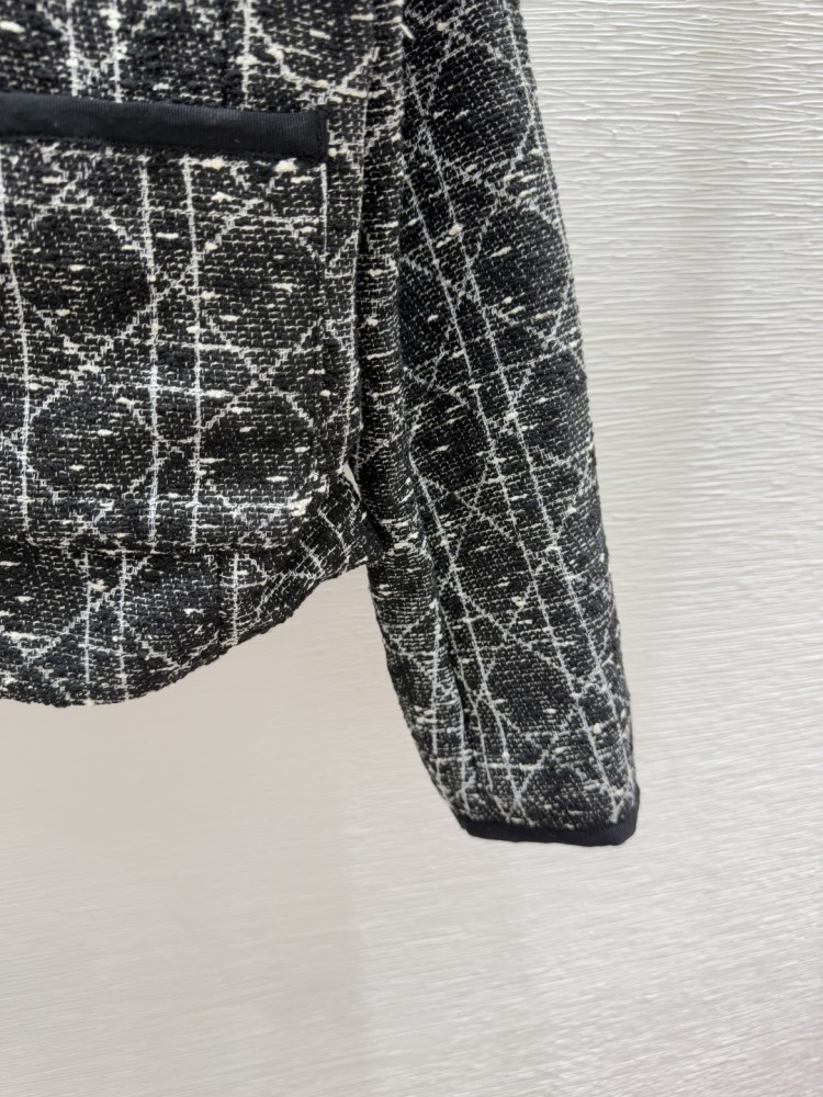 Dior New Early Autumn Contrast Diamond Lapel Chanel Style Cardigan mirror boutique