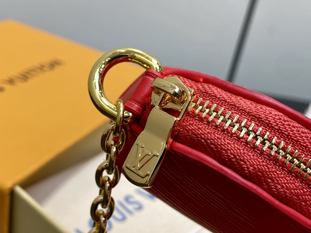 Louis Vuitton  chain lipstick bag cosmetic bag M25687 Mirror boutique