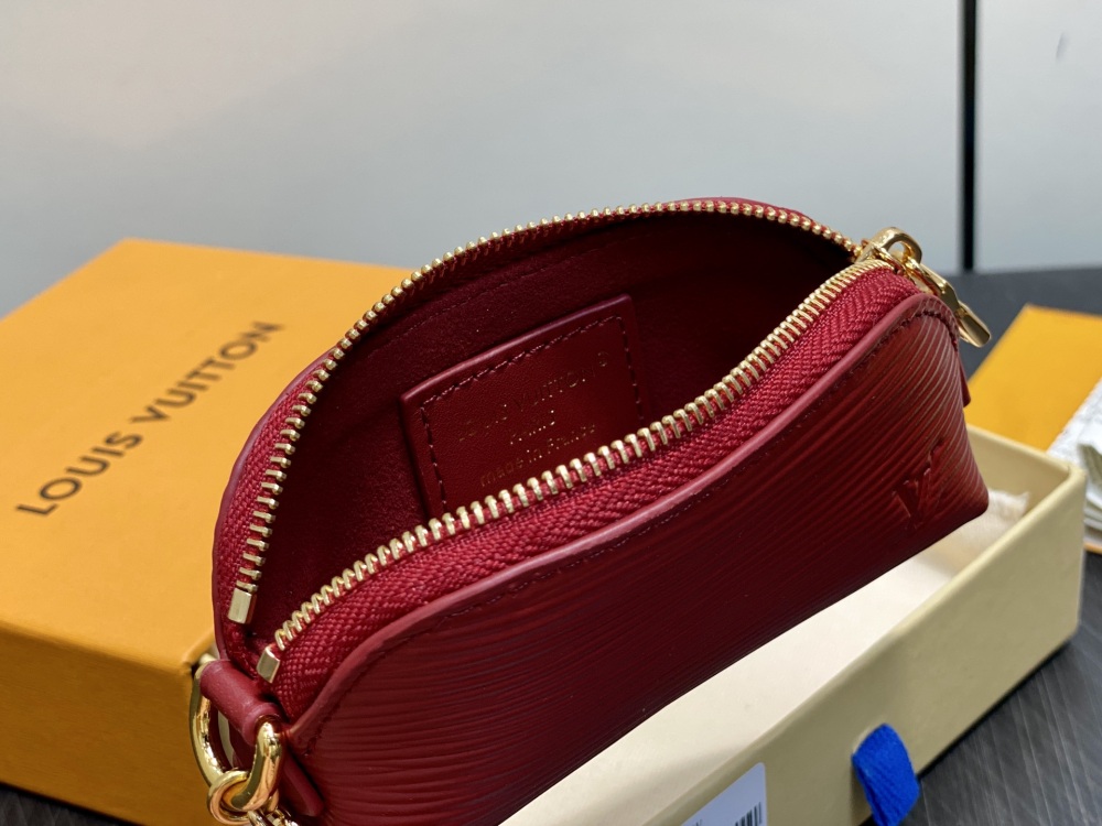 Louis Vuitton  chain lipstick bag cosmetic bag M25685 Mirror boutique