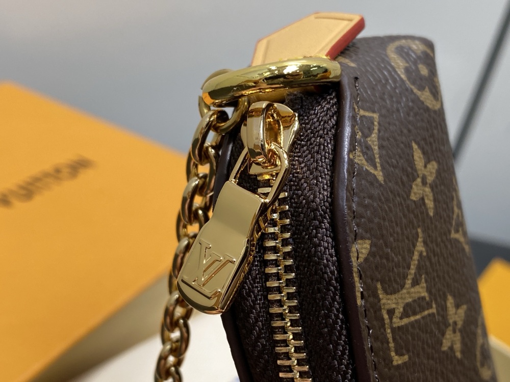 Louis Vuitton  chain lipstick bag cosmetic bag M25694 Mirror boutique