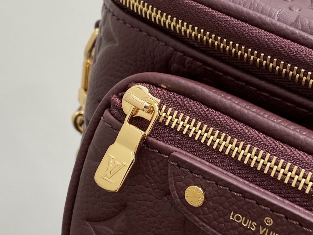 Louis Vuitton MINI BUMBAG M13827 Mirror boutique