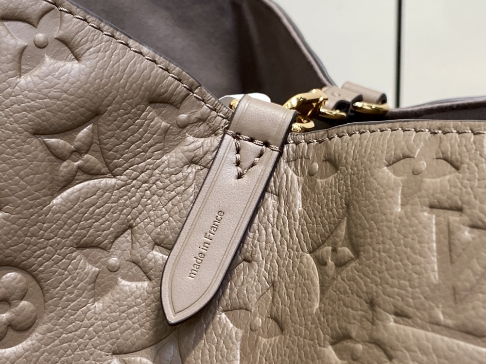 Louis Vuitton  ALL IN ONE PM M25858 Mirror boutique