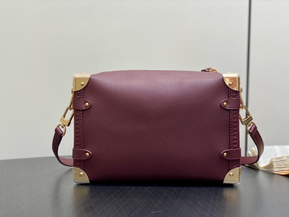 Louis Vuitton Side Trunk MM M25669 Mirror boutique