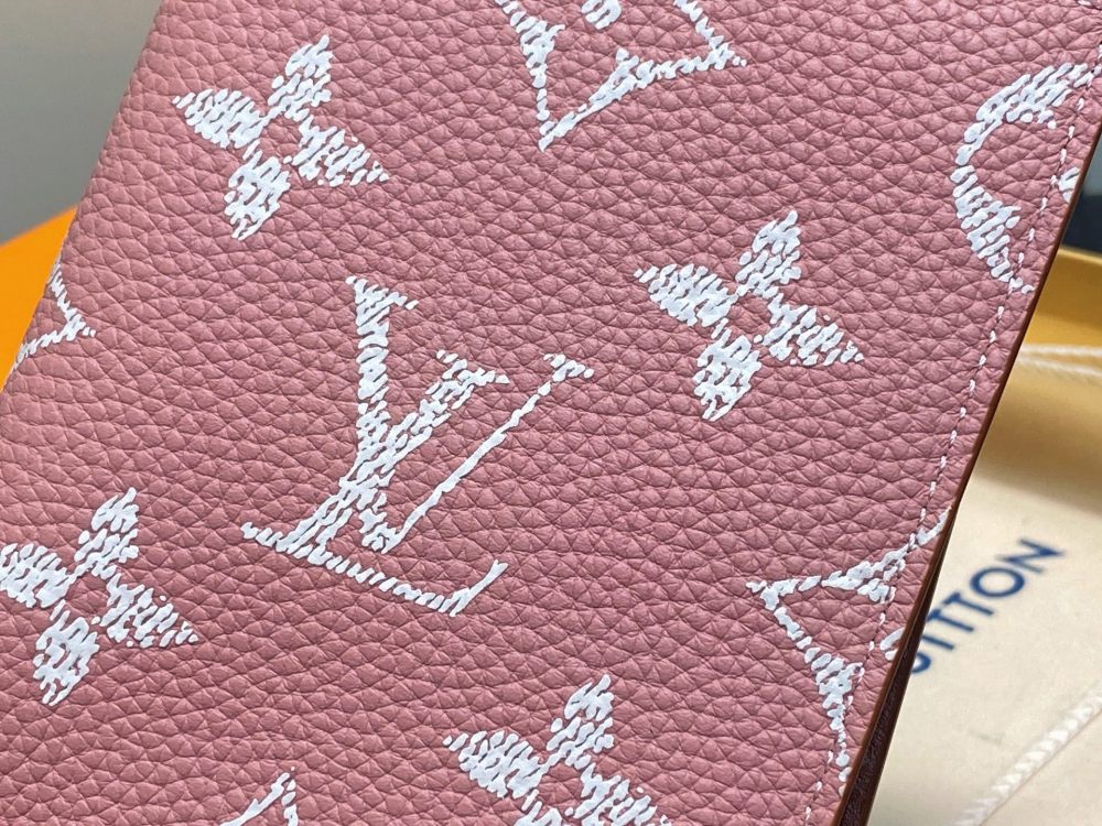 Louis Vuitton P9 Passport Cover M26059 Mirror boutique
