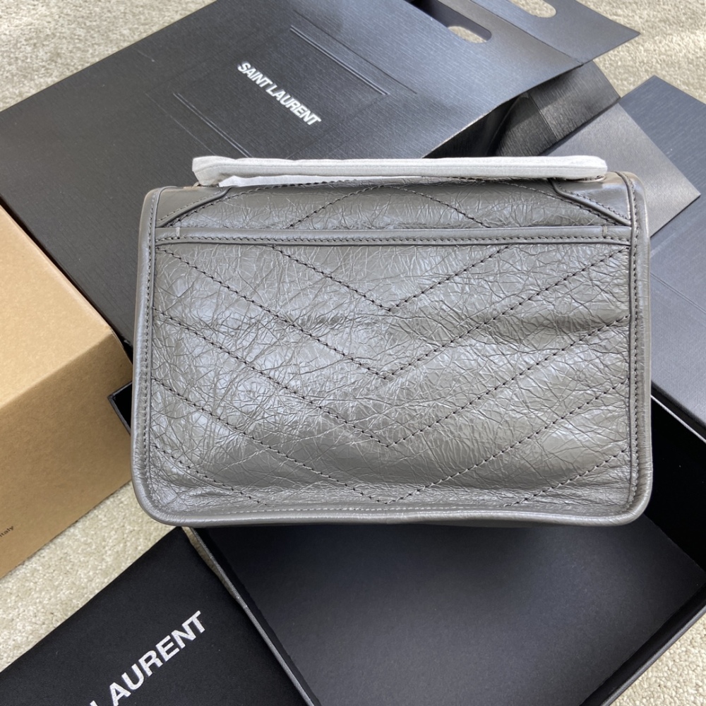 Yves Saint Laurent YSL NIKI 22cm 498892 Mirror Boutique
