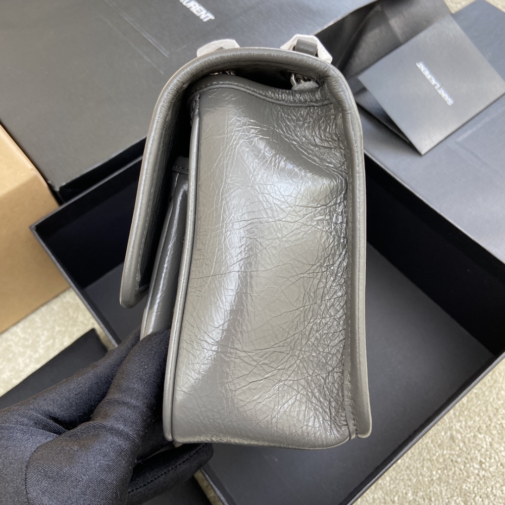 Yves Saint Laurent YSL NIKI 22cm 498892 Mirror Boutique