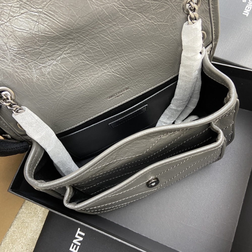 Yves Saint Laurent YSL NIKI 22cm 498892 Mirror Boutique