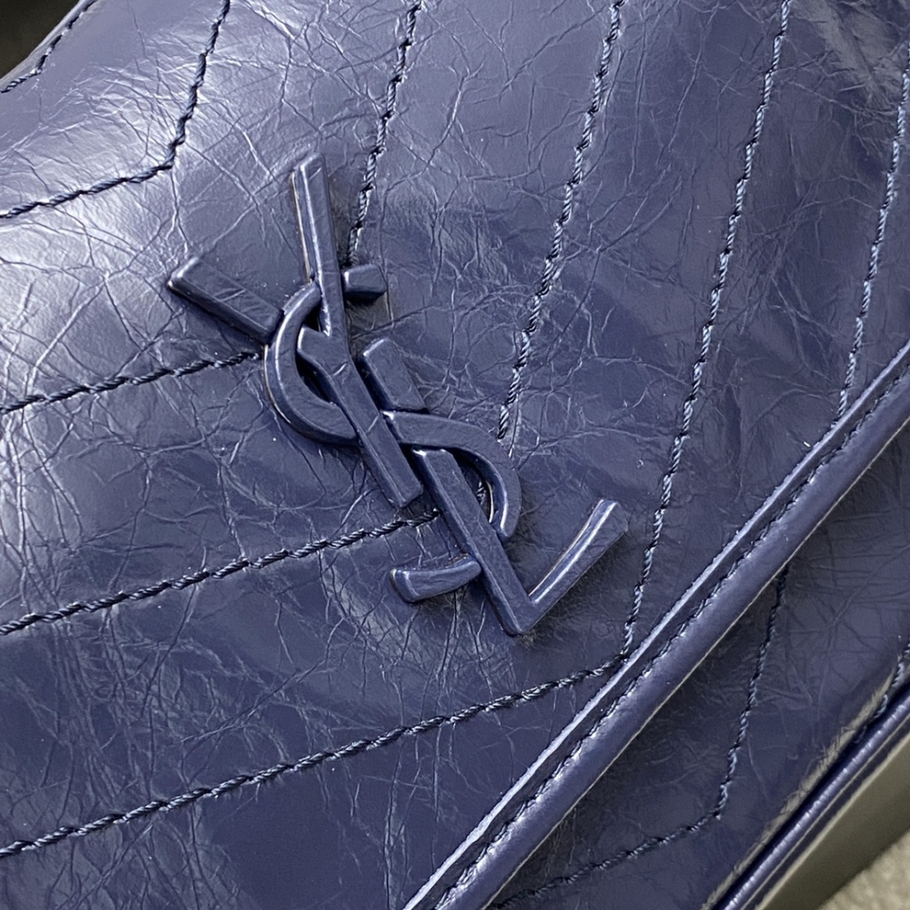 Yves Saint Laurent YSL NIKI 22cm 498892 Mirror Boutique