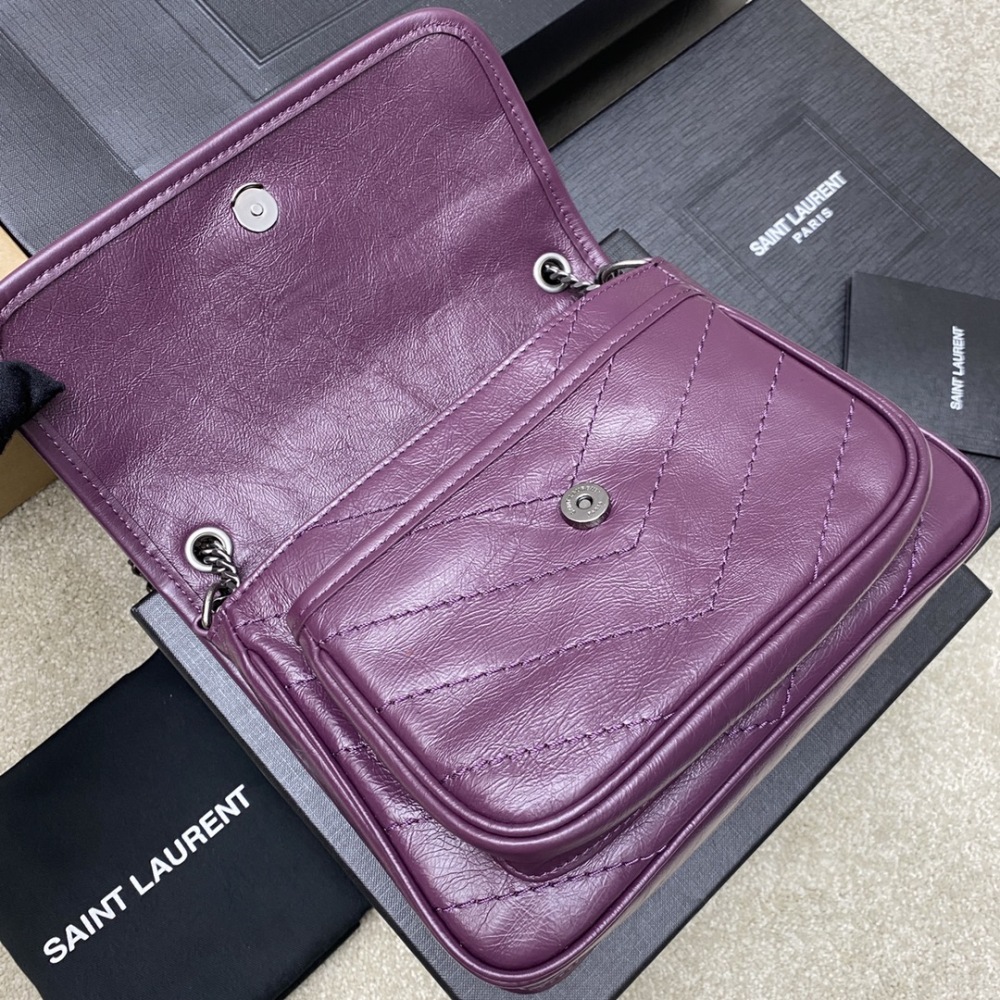 Yves Saint Laurent YSL NIKI 22cm 498892 Mirror Boutique