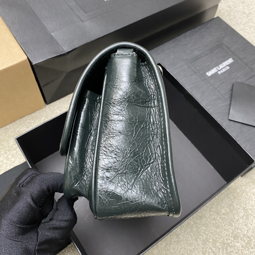 Yves Saint Laurent YSL NIKI 22cm 498892 Mirror Boutique