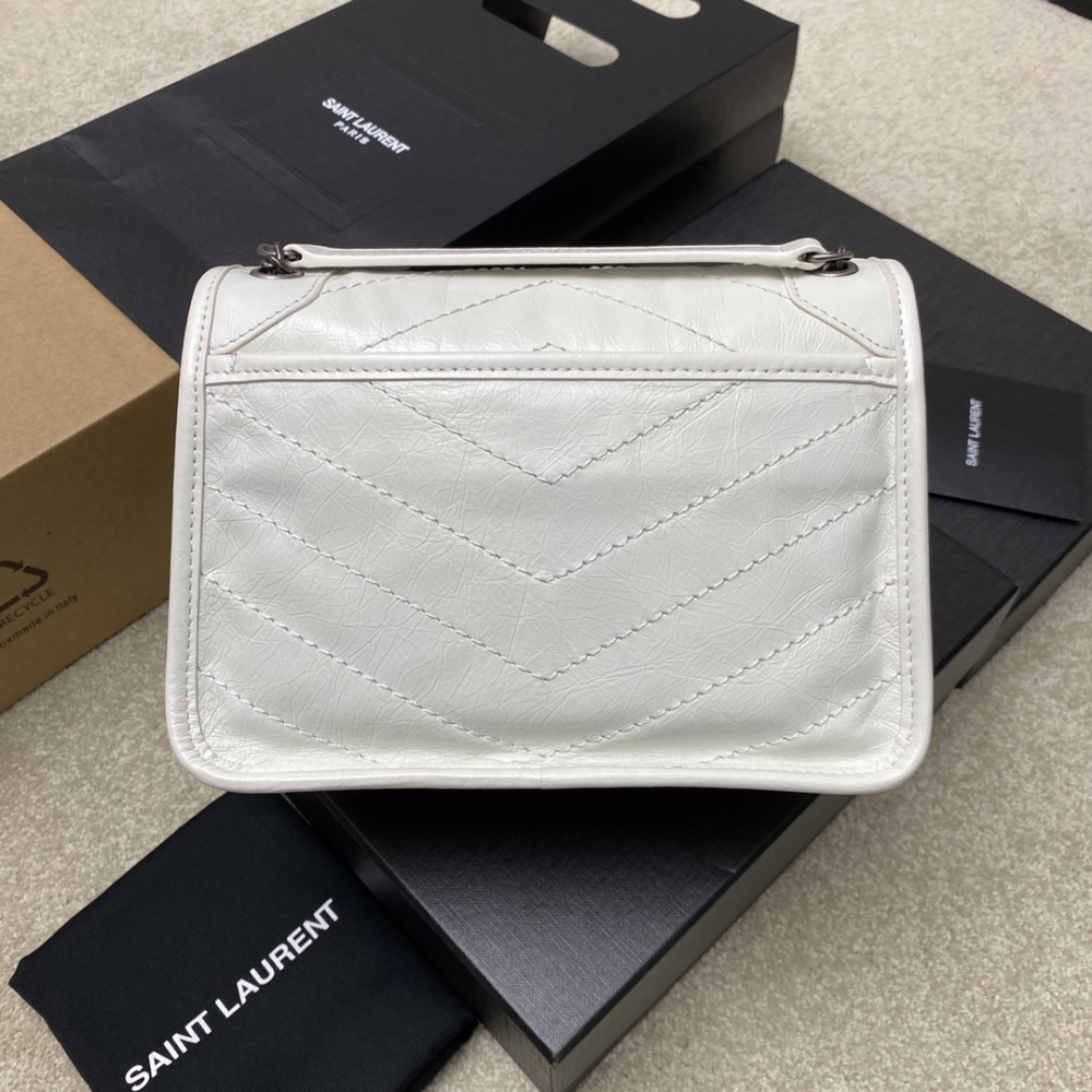 Yves Saint Laurent YSL NIKI 22cm 498892 Mirror Boutique