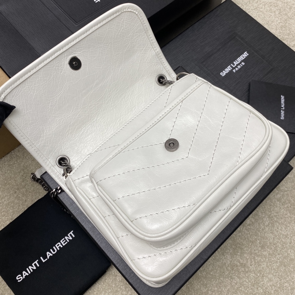 Yves Saint Laurent YSL NIKI 22cm 498892 Mirror Boutique