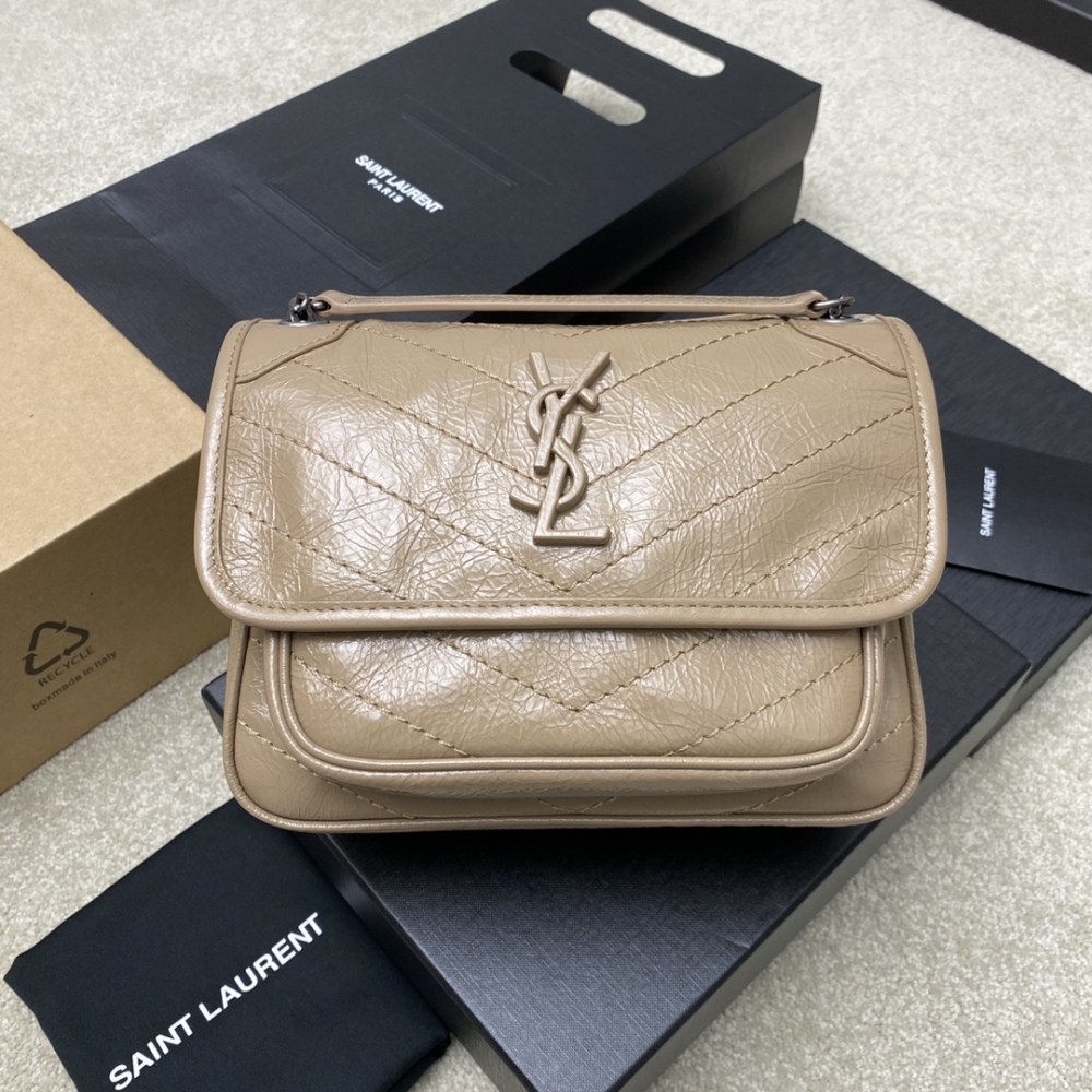 Yves Saint Laurent YSL NIKI 22cm 498892 Mirror Boutique