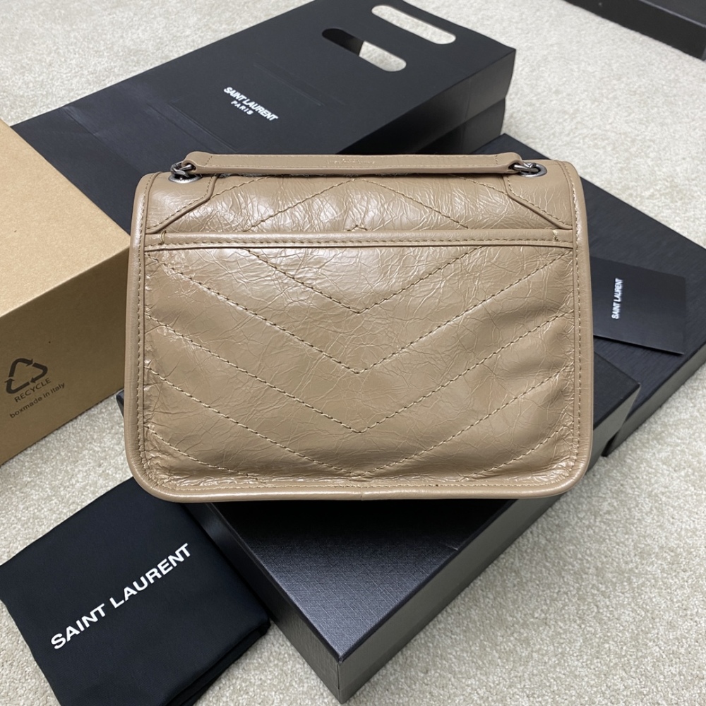 Yves Saint Laurent YSL NIKI 22cm 498892 Mirror Boutique