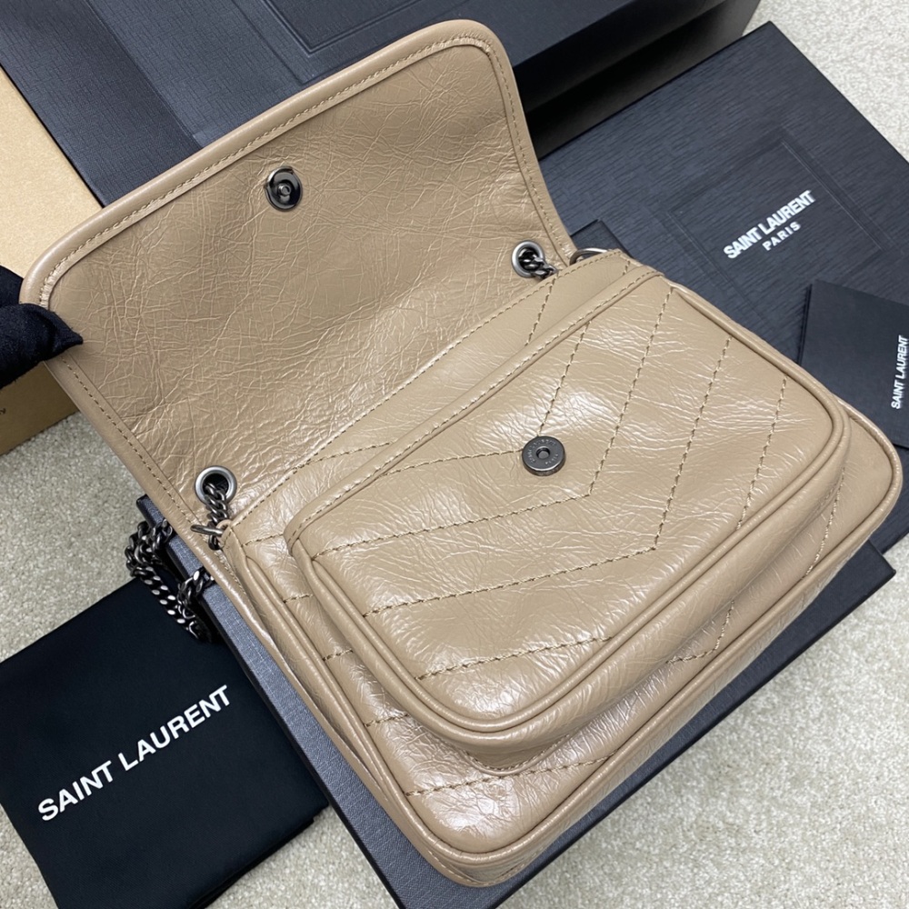 Yves Saint Laurent YSL NIKI 22cm 498892 Mirror Boutique