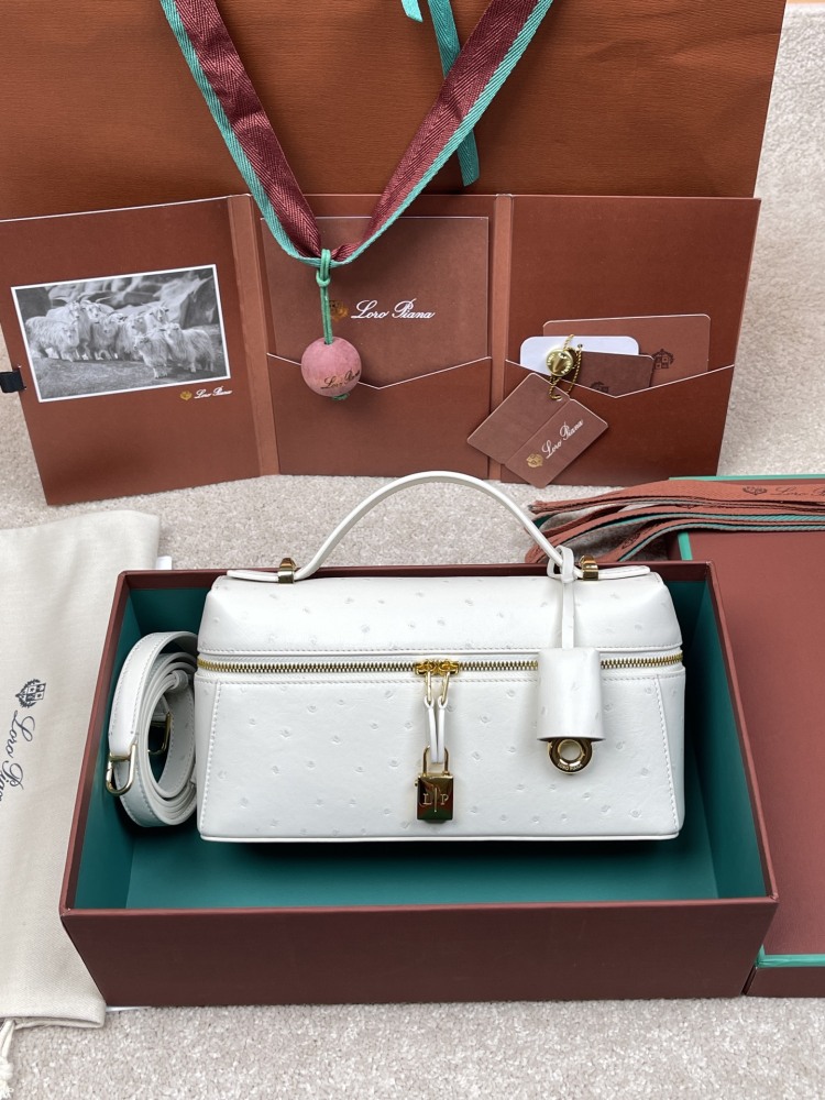 Loro Piana Extra pocket L23cm  Mirror Boutique