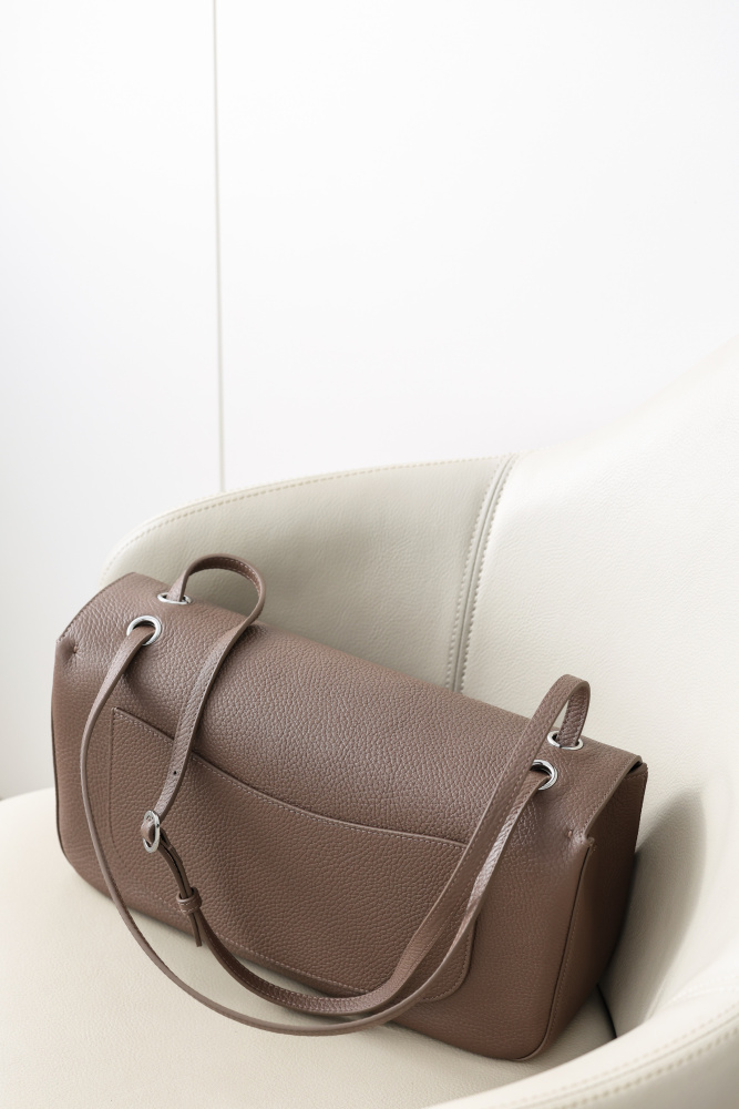 Chanelmaxi 32cm CF  Mirror Boutique