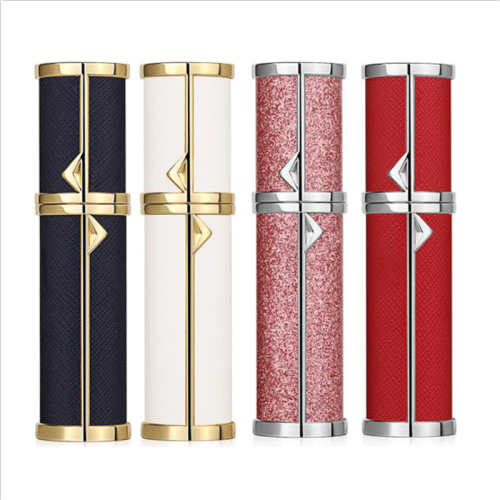 Flacone da viaggio tascabile di alta moda con riempimento dal basso, flacone vuoto da 5 ml per profumo spray in pelle con riempimento dal basso, prodotto all'ingrosso.