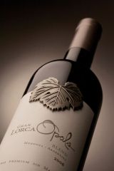 Etichette personalizzate in metallo per vino, logo aziendale, creazione di etichette di lusso personalizzate in metallo, adesivi con logo in metallo per bottiglie di profumo.