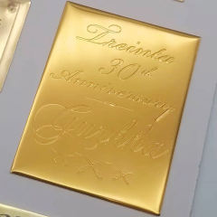 Étiquettes personnalisées de haute qualité Logo Impression extérieure Gaufrage Étiquette en aluminium Autocollant en aluminium en métal en gros pour bouteille de parfum Bouteille de vin