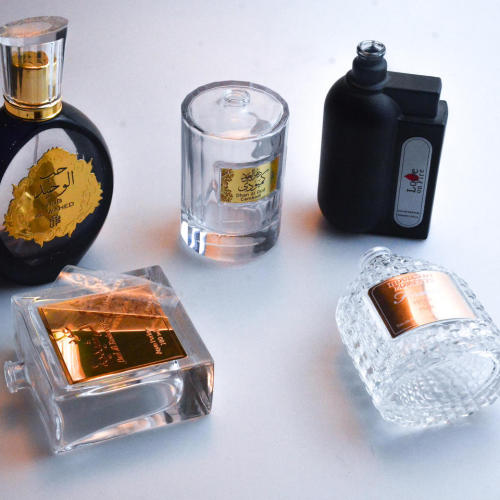 Etichette cosmetiche per flaconi di profumo, design della confezione, adesivi color oro metallizzato, nome del marchio, etichetta privata personalizzabile