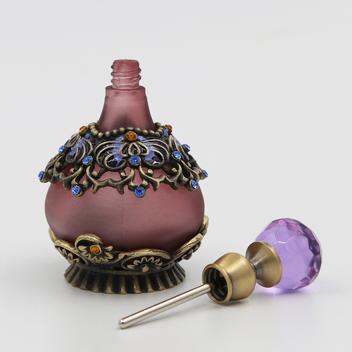 bouteille de parfum en émail vintage - Conception de paon en verre et en métal pour les huiles essentielles et la décantation