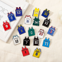 Plated Gold Custom Logo Metal Clothing Label Basketball Metal Badge, Sports Star Pin, Creative Gift for Fans & Couples