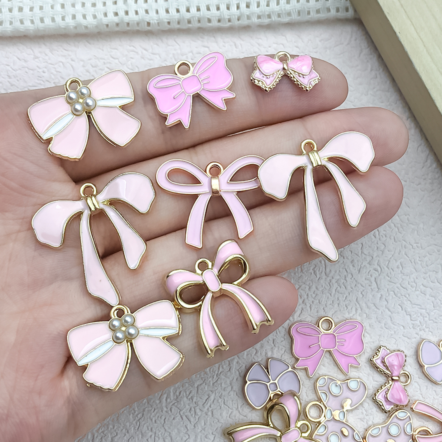 Custom Metal Bow Charms – Luxury Decorative Accessories for Bags, Clothing, Swimwear & Packaging