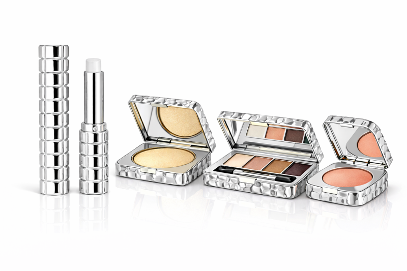 Luxury Cosmetic Metal Packaging Set with Lip-Shaped Button | Custom Makeup Packaging OEM ODM