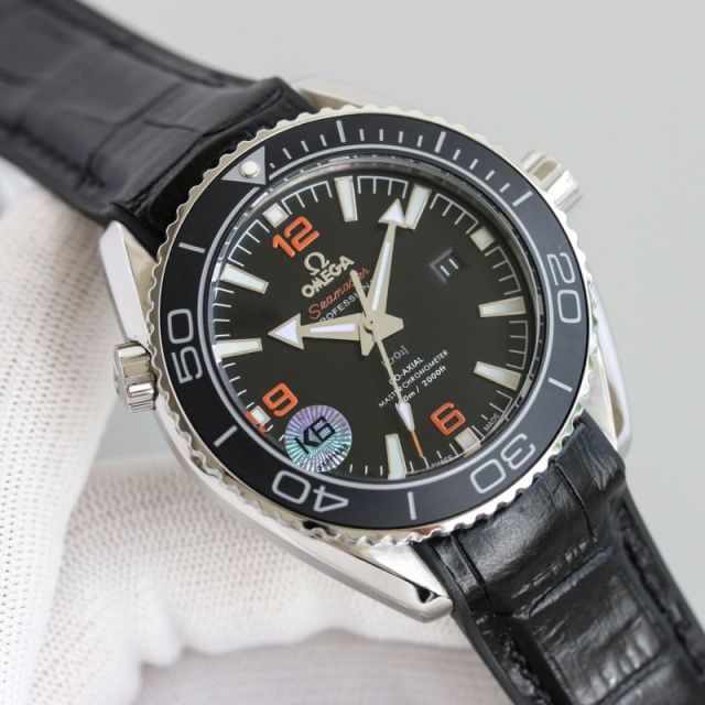 Omega Watch 5A Quality 8900 Clone Movement Stainless Steel 43mm Noob Factory Planet Ocean Seamaster Watch