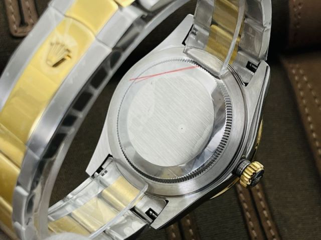 Rolex Watch 5A Quality 9001 Movement 904L Steel 42mm Noob Factory 326235 Sky Dweller Watch