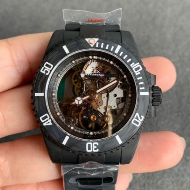 Replica Rolex 5A Quality 3130 Movement Hollowed Out Design 1：1 40mm Noob Factory Submariner Watch