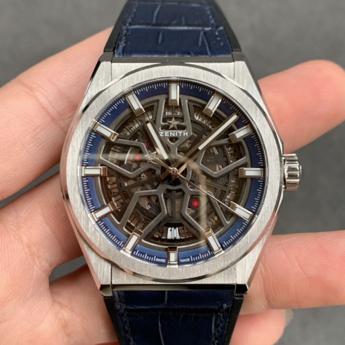 Replica Zenith 5A Quality Clone Movement Hollowed Out Design 1：1 41mm DEFY Glassic Watch