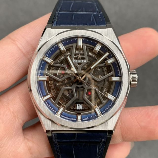 Replica Zenith 5A Quality Clone Movement Hollowed Out Design 1：1 41mm DEFY Glassic Watch