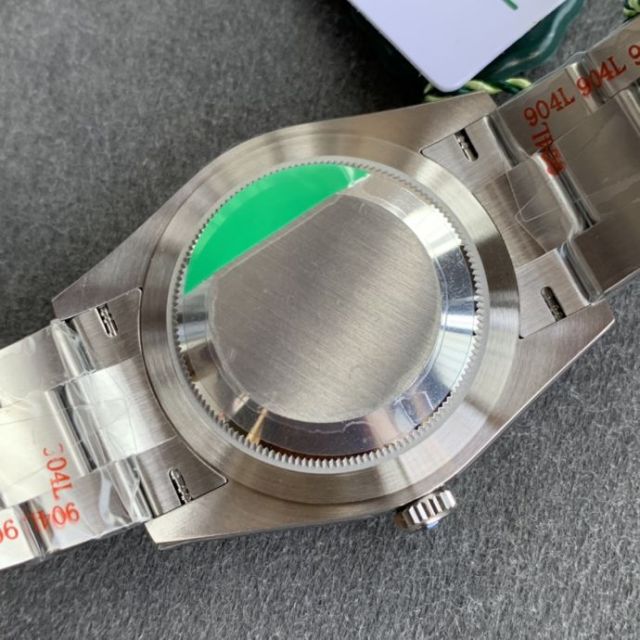 Replica Rolex Watch 5A Quality 3230 Movement 904L Steel 41mm Noob Factory Oyster Perpetual Watch