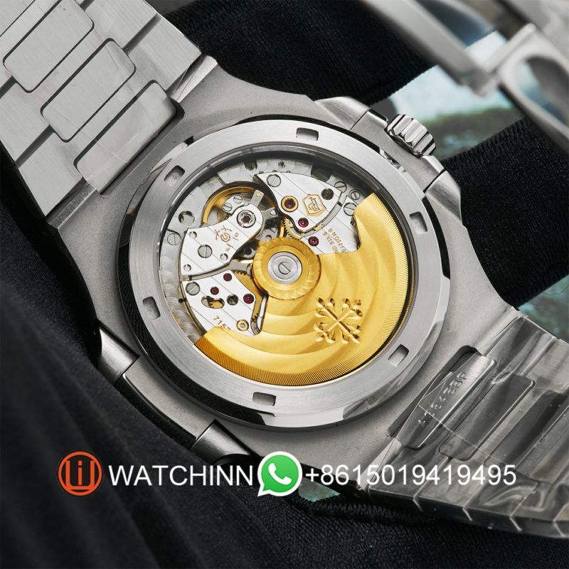 Replica Patek Philippe PP Watch Best Quality 324 Full Function Movement Green Dial 40mm Nautilus Watch