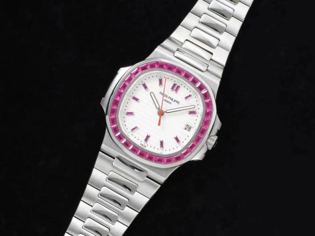 Replica Patek Philippe PP Watch Cal.324 Clone Movement Diamond Best Quality 1：1 42mm Nautilus Watch