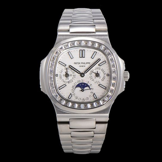 Replica Patek Philippe PP Watch Cal.240 Full Function Movement 5740 Best Quality 1：1 40mm Nautilus Watch