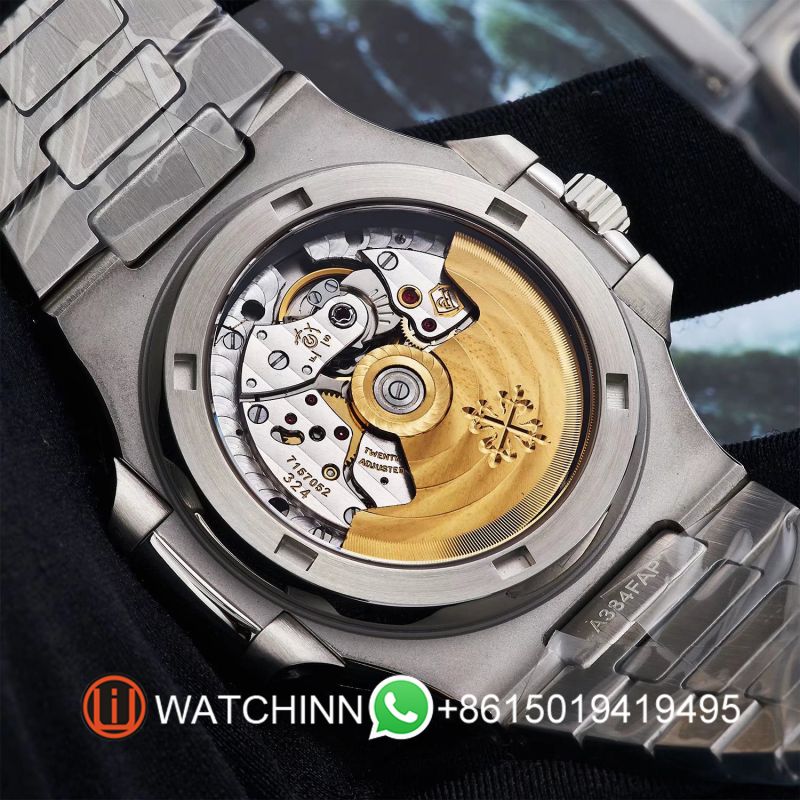 Replica Patek Philippe PP Watch Best Quality 324 Full Function Movement Green Dial 40mm Nautilus Watch