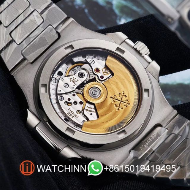 Replica Patek Philippe PP Watch Best Quality 324 Full Function Movement Green Dial 40mm Nautilus Watch