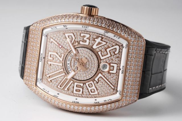 Replica Franck Muller 5A Qualit ETA 2824 Movement Stainless Steel 1：1 44*54mm Yachting V45 Watch
