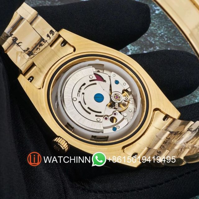 Replica Rolex Watch 3A Quality 2813 Movement 316L Steel Rose Gold 42mm Sky Dweller Watch