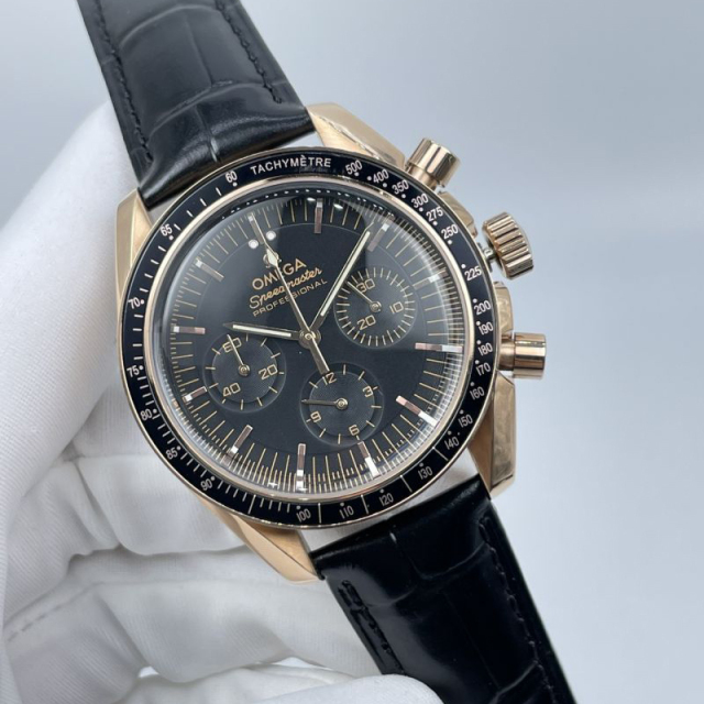 Replica Omega Watch 3A Quality Swiss Quartz Movement 316L Steel 43mm AAA Speedmaster Watch