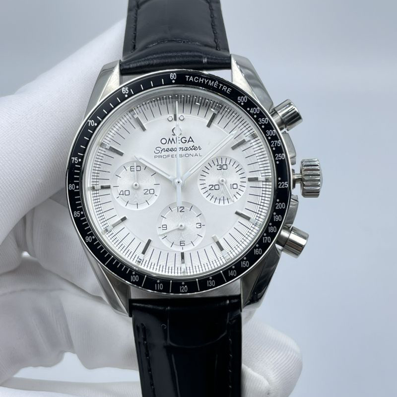 Replica Omega Watch 3A Quality Swiss Quartz Movement 316L Steel 43mm AAA Speedmaster Watch