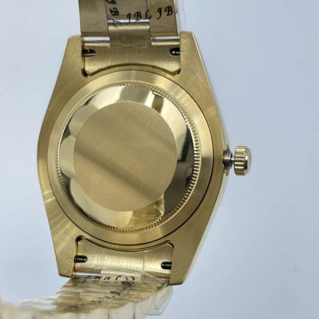 Replica Rolex Watch 3A Quality 2813 Movement 316L Steel Yellow Gold 42mm Sky Dweller Watch